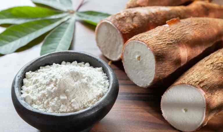 Farinha de Mandioca e Mandioca